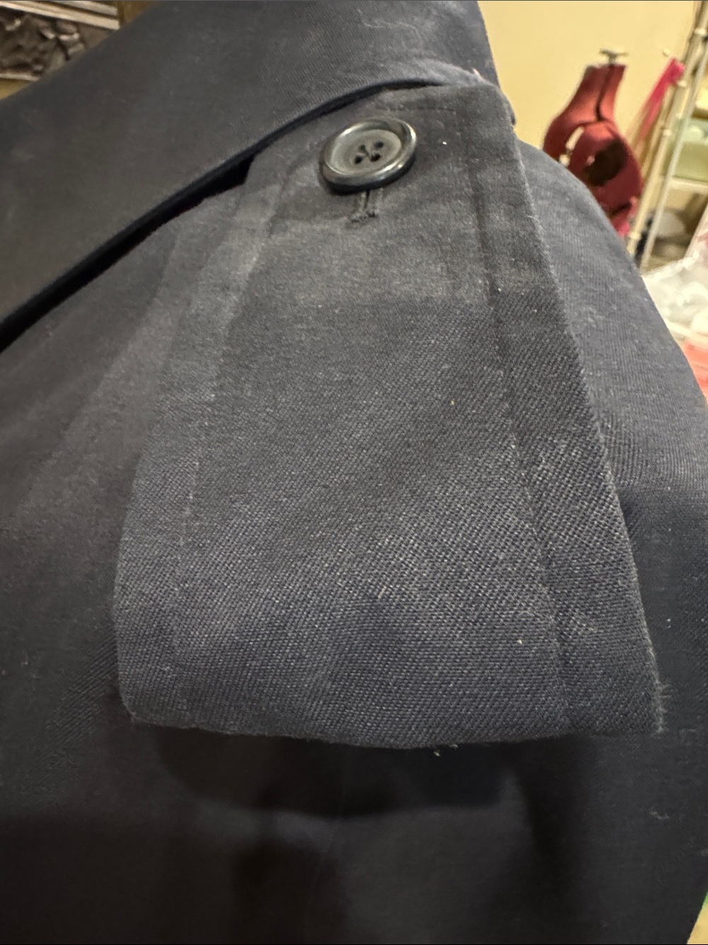 Burberrys of London Navy Double-Breasted Trench Coat 42L Missing Belt - Picture 13 of 15